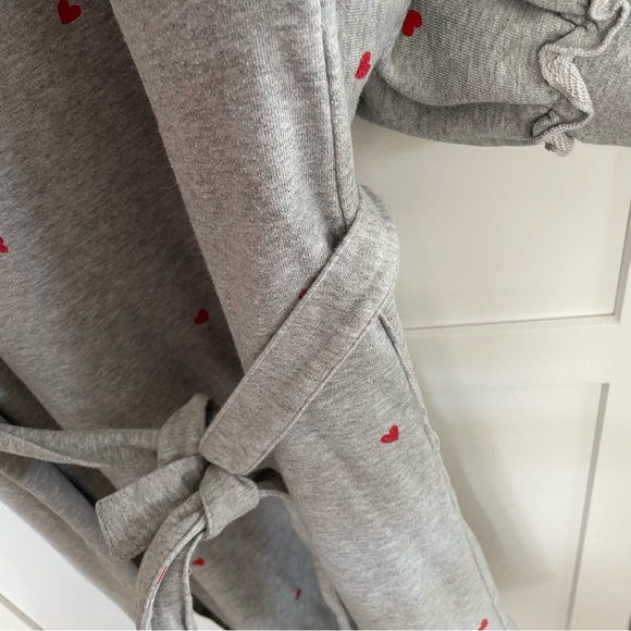 Draper James Bobbie Sweatshirt Dress in Printed Hearts - Picture 6 of 9